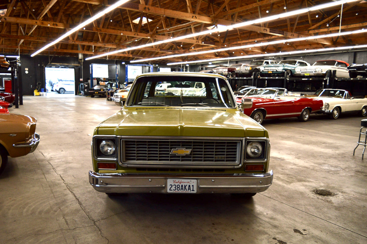 1973 Chevrolet C10 Suburban