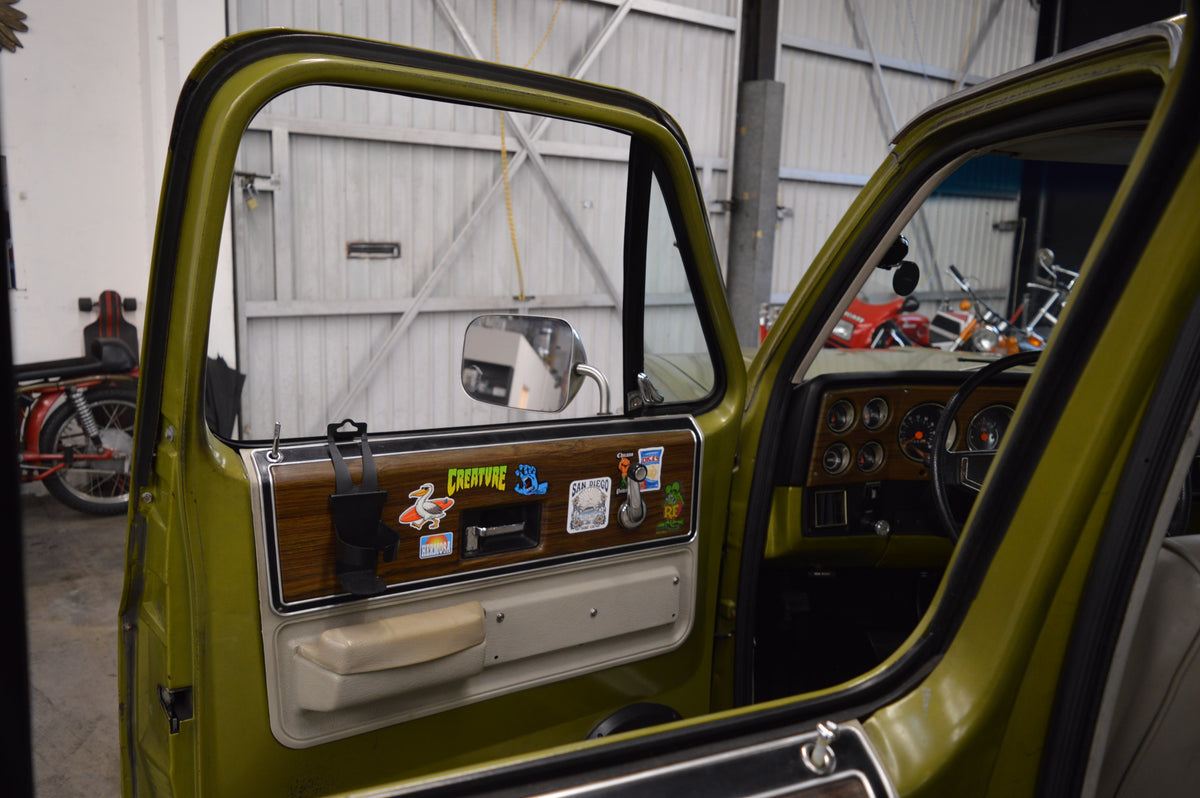 1973 Chevrolet C10 Suburban